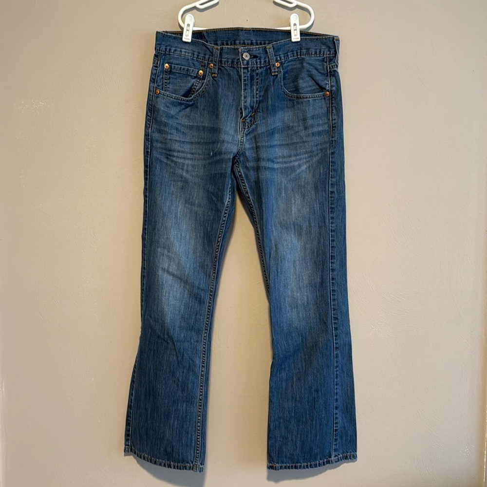 Men’s Levi jeans